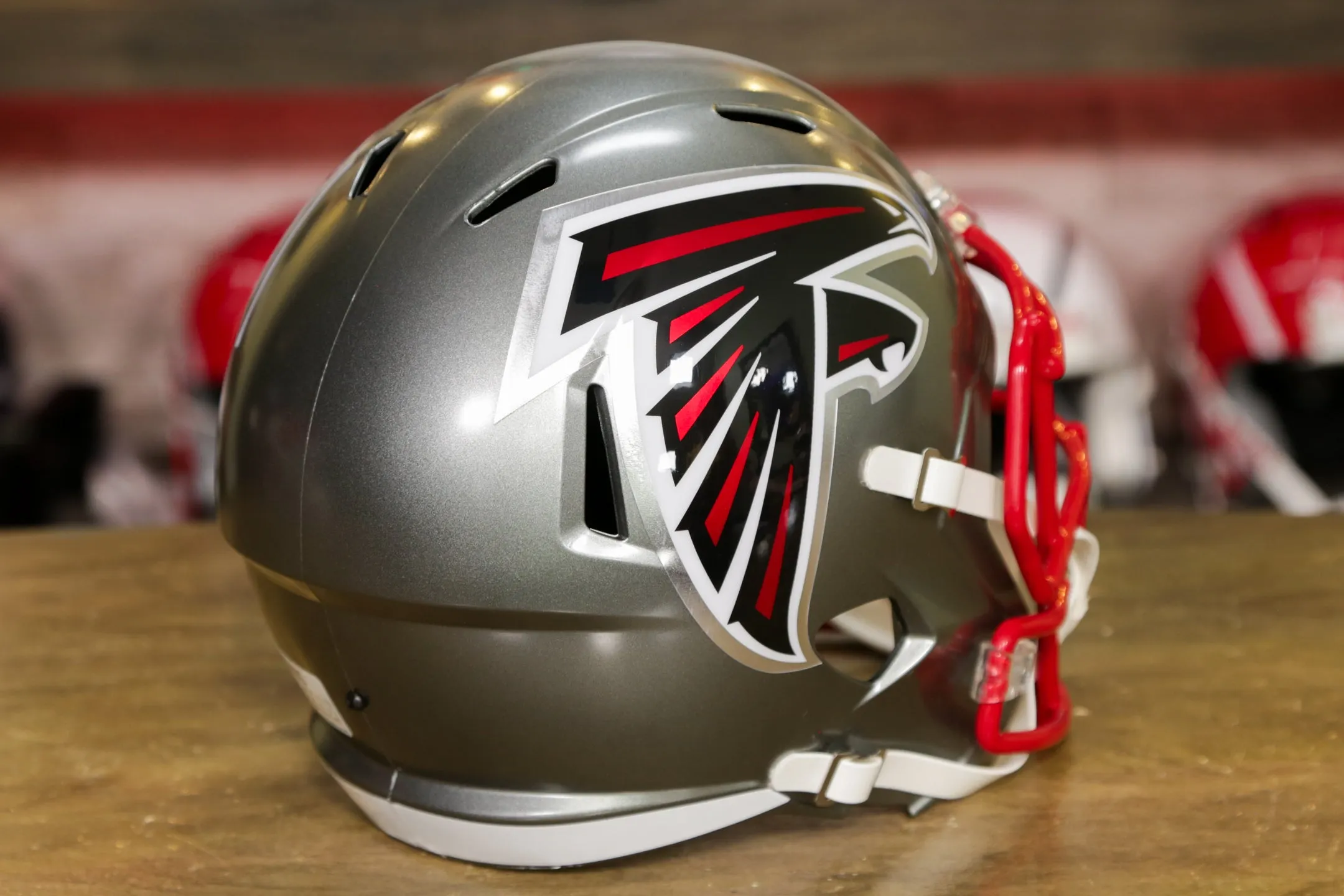 Atlanta Falcons Riddell Speed Replica Helmet - Flash